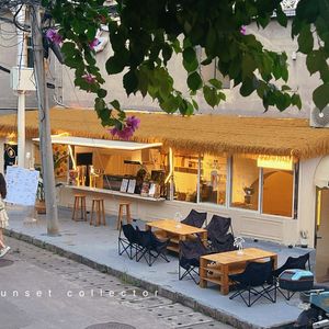 XingShi Coffee & Light Meals