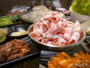 Dong Ge Charcoal Grilled Beef (Nigang Store)