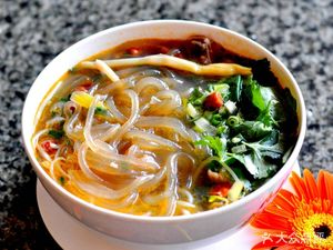 Long Ji Guilin Rice Noodles (Luohu Branch)
