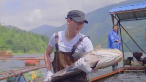 No Spine to Pick · Fresh Pot Cuisine (Jia Ri Fang Branch)