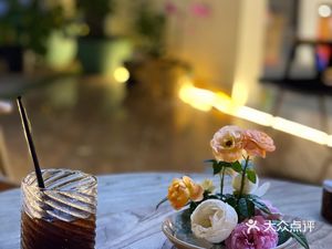 Under the Banyan Tree Coffee House