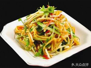 Northeast Small Restaurant (Chufeng Commercial Plaza Store)