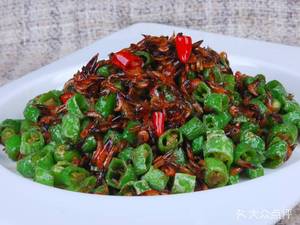 Xiangli Renjia Chilies Stir-Fried with Pork Hunan Restaurant (Tian'an Branch)