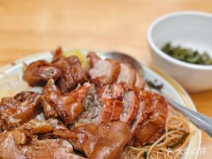 Yang Xiaomei Braised Meat Rice (Wanjia Wan Store)
