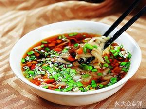 Chongzhou Xihu Tang Qiongla Milk Soup Noodles