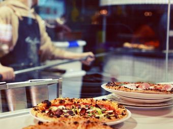 Julia's Pizza - Julia's Oven Pizza