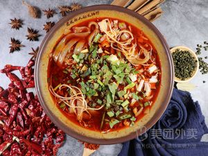老成都人的火锅粉·手提串串·小碗菜(东坡店)