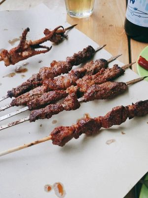 哈倆裹正宗烤羊肉串(瑞星路店)