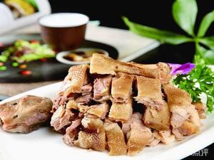 Guangdong Hakka Salt-Baked Chicken (Beisen Branch)