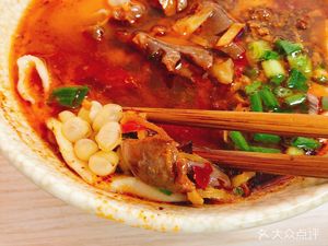 Chongqing Style Chicken Soup Cover Noodles (Jinsha Branch)