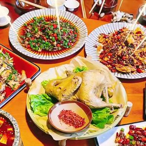 Wei Jianghu Small Wine Bar (Shu Yan Ya Ju Store)