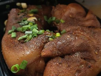 Fenghuo Roasted Pig's Trotter (Kuanzhai Alley Store)