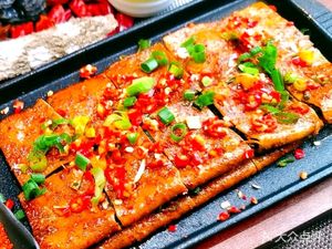 Mingming's Barbecue (Golden Hawaii Store)