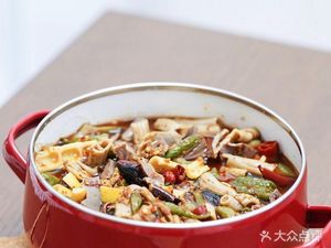 Zhong Shifu Bamboo Shoots and Green Pepper Chicken (Wendel Road Store)