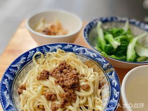Yang's Home-style Noodles (Jinshanghua Community Store)