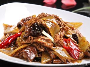 Red Tomato Sichuan Restaurant