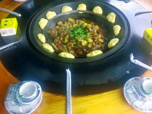 Zui Xiang Yuan · Specialty Fire-cooked Chicken · Roast Whole Lamb (Jinniu Branch)