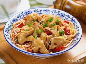 Dry Chili Stir-Fried Dumplings (Furong Jinxiu Cheng East Yard Branch)