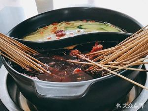 Yucheng Xiang Sandpot Skewers (Shiling Branch)