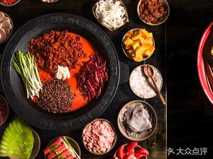 Chongqing Over the Top Buffet Hot Pot (Shiling Branch)