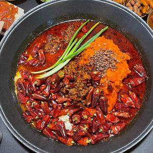 Chongqing Jiugongmiao Old Hot Pot