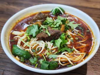 Yang's Eye-Catching Bao (Zhongxin Cheng Zuo'an Branch)