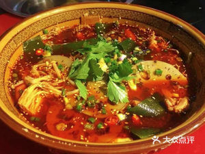 Liu Ji Zhan Xiang Spicy Hot Pot