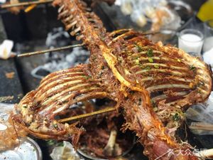 Luding Yangzhuang Roast Whole Lamb (Pengzhen Branch)