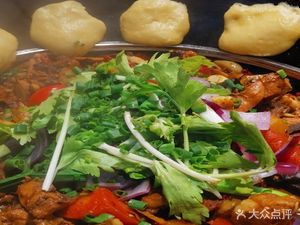 Small Courtyard Village Nine Bowls (Zhongshen Sainawei Branch)