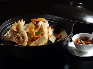 山珍砂锅菌汤王