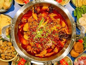 Dazhou San Ye Zi Pig Intestines Chicken (Wuyue Plaza Store)