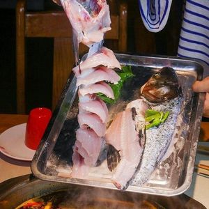 Liu's Fresh Fish Hotpot (Hesheng Branch)