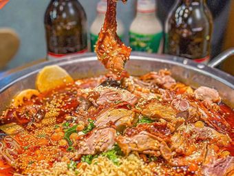 Spicy and Aromatic Boiled Dishes