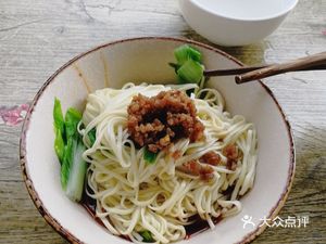 Jiulong Noodle Shop (Jiulong Road)