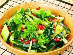 Xi Wei Dong Chu Old Courtyard Folk Cuisine (Changcheng Road Branch)