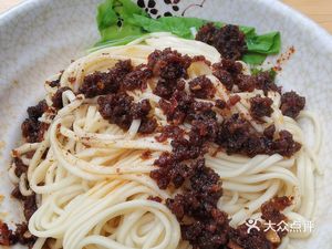 Traditional Spaghetti Sauce Noodles (Huaxiangyuan Second Zone Store)