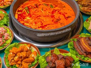Nuoxiaomi · Guizhou Sour Soup Hot Pot (Chuanshi Store)