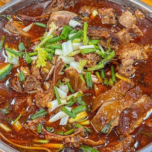 Mr. Lu's Spicy Roast Duck (Chuan Shi Store)