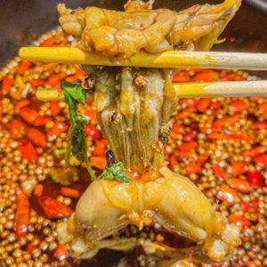 Pan Yu Yan Frog and Fish Hot Pot (Dafeng Branch)