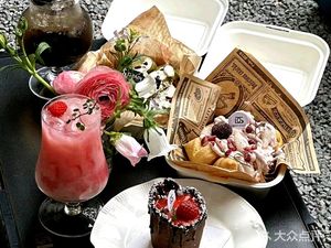 Gu Dao · Coffee · Dessert · Cake