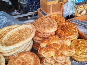 Xinjiang Tao Xiao Nang Grilled包子 Shop (Changshun Middle Street Store)