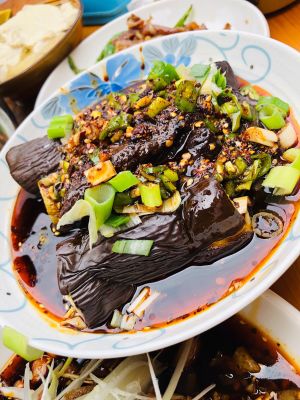 Old Brand Yu Erjie Stewed Pig Trotters