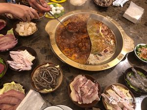 Zao Menjian Street Food Hot Pot