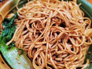 Crispy Root Fragrant Green Beans Noodles