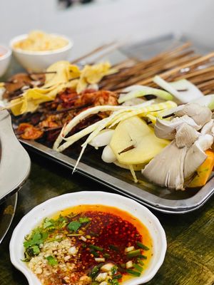 鑫源碟串串香(建设南二路店)