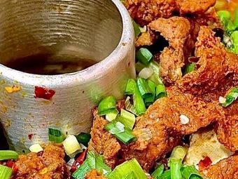 Old Chengdu Courtyard Hot Pot and Braised Vegetables