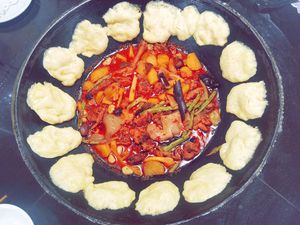 Long Feng Liu Ji Yuan Zhong Yuan