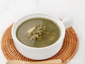 Huang's Chicken Rice Noodles (Peng Rui Li East Station Plaza Branch)