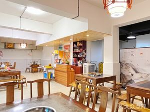 Qingcheng Mountain Bamboo Shoot Chicken Pot