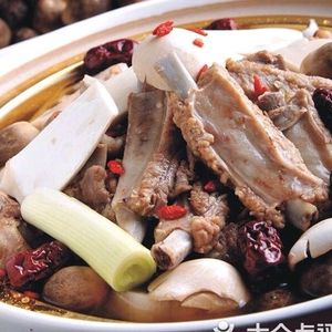 Lijiang Char Siu Pork Rib · Fushun Pork Bean Curd Soup Pot (Baixin Road Branch)